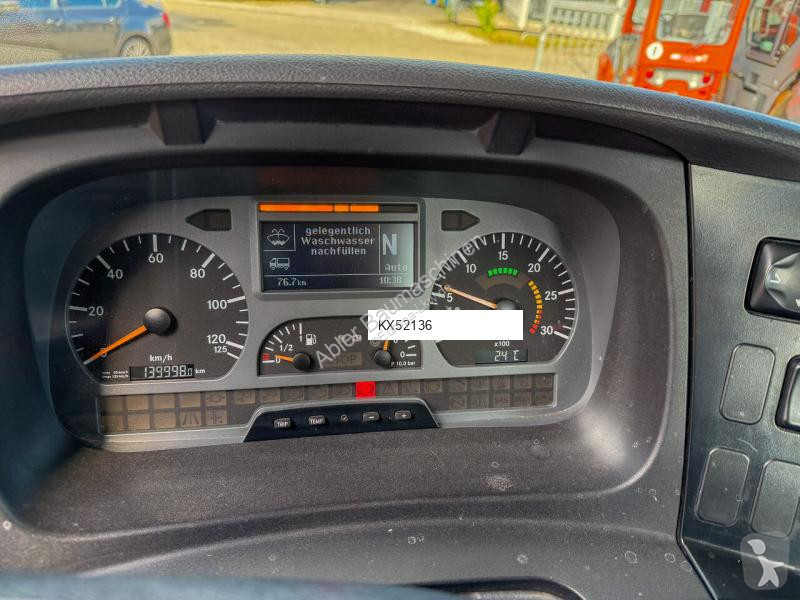 Vrachtwagen Mercedes PK9501