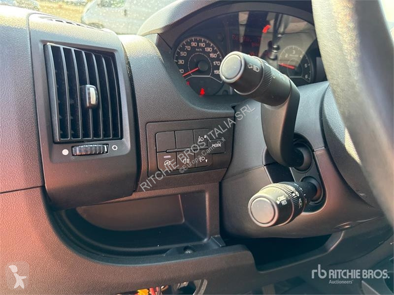 Kamion Opel 2.2 103 KW KA L4H2 Van Truck
