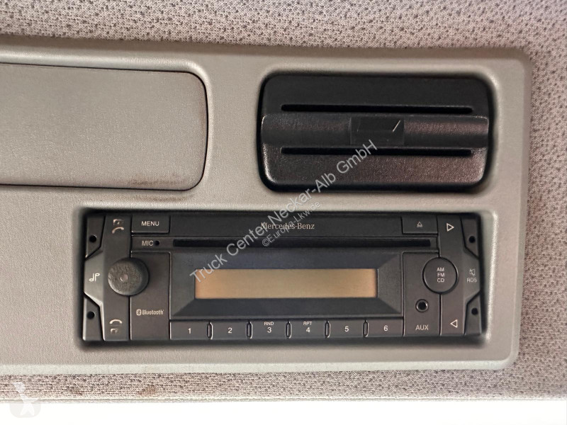 Camión Mercedes 818 Klima Kran Palfinger PK6501...