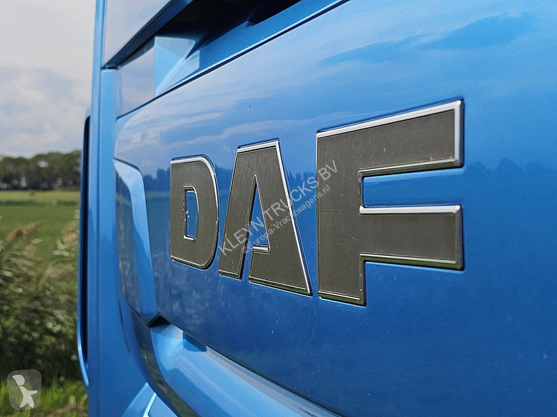 Вантажівка DAF 480 FAR