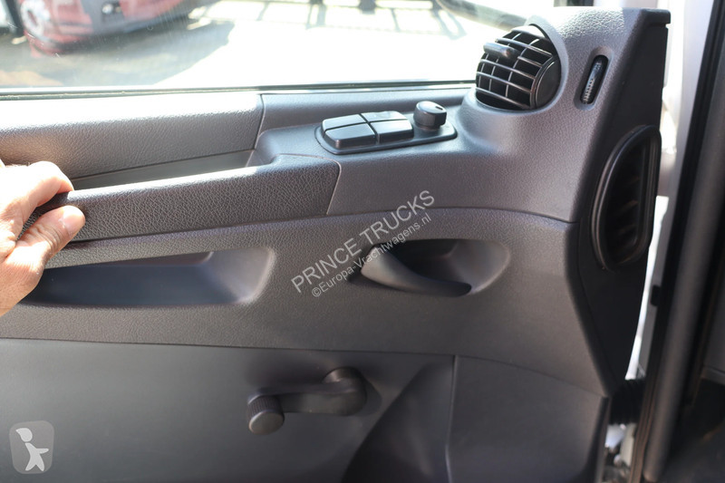 Camión Mercedes 1218 * EURO6 * 4X2 *