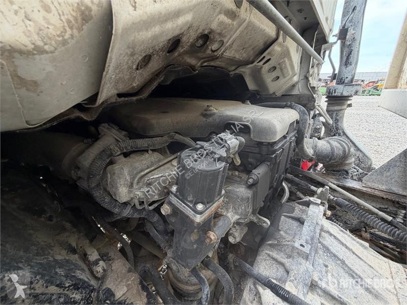 Kamion Isuzu S/A Dump Truck