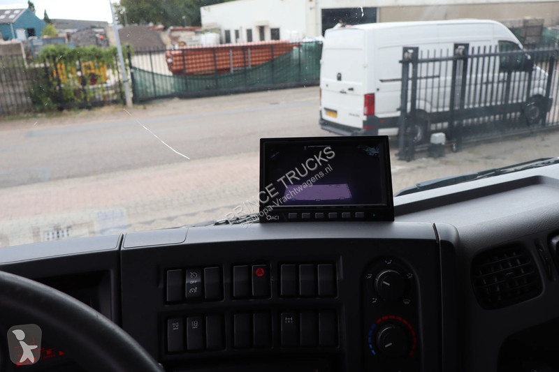 Kamion Renault D * EURO6 * 4X2 *