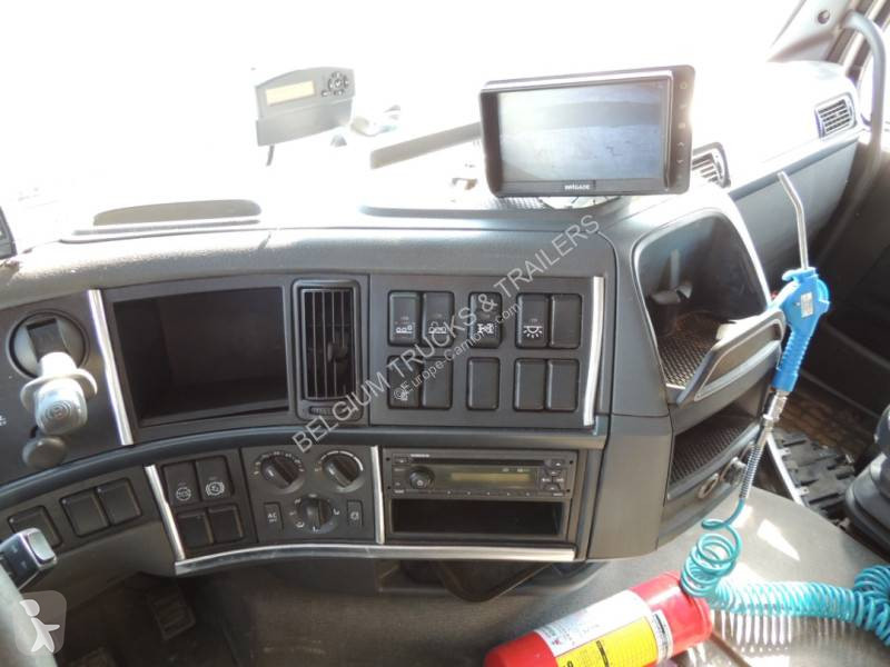 Camión Volvo 420