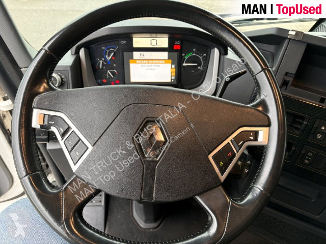 Renault T 460 4x2 truck
