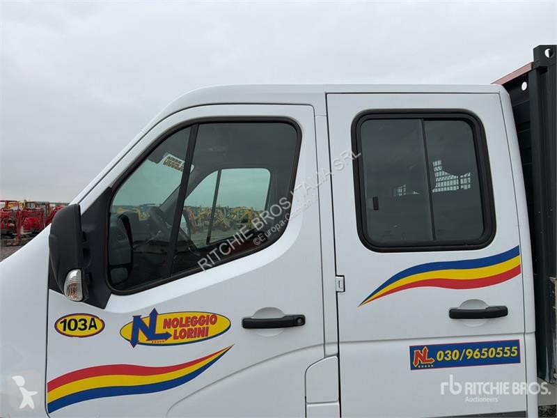 Kamion Opel Crew Cab Flatbed Truck