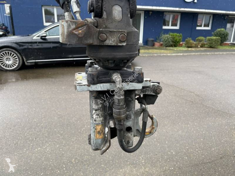 Vrachtwagen Mercedes 3240