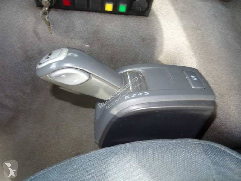 Camión Volvo 370