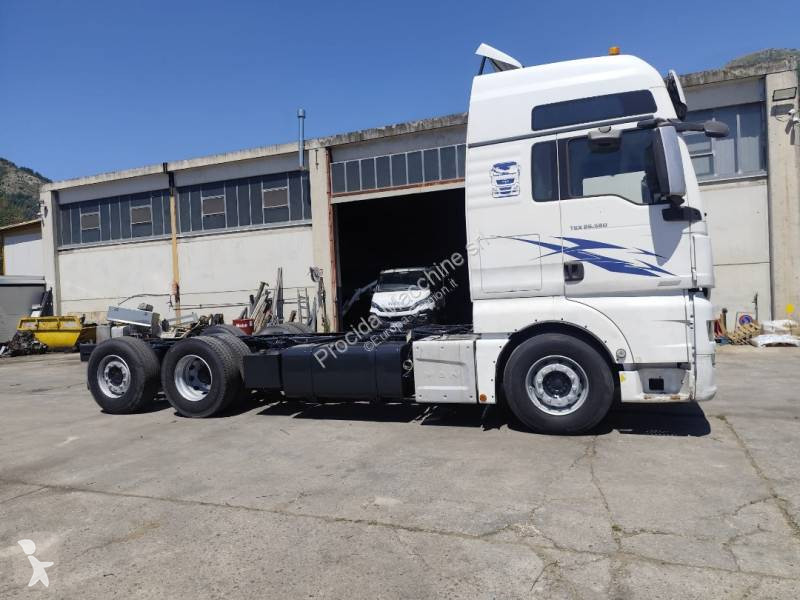 Camion MAN 26.560