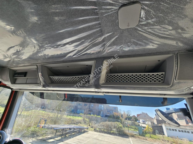 Camião Iveco 44.38 HD9