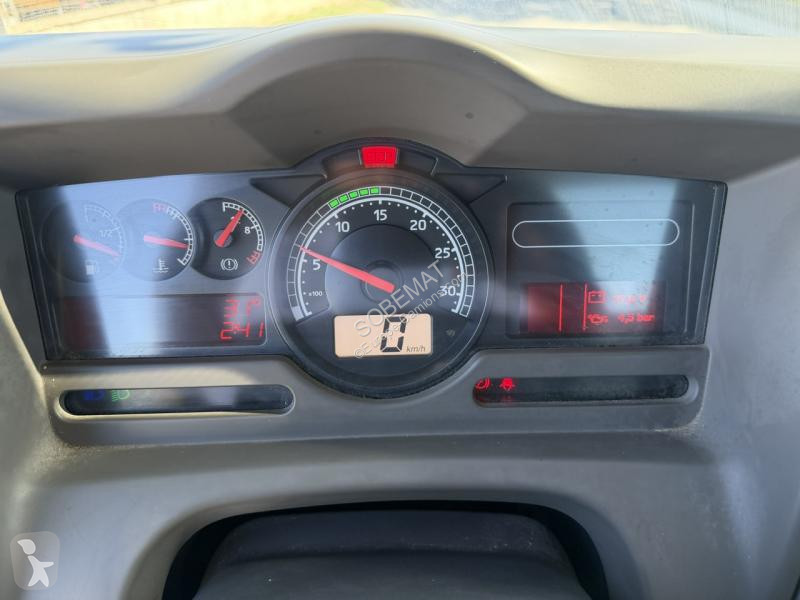 Camião Renault 370.26 (6X4)