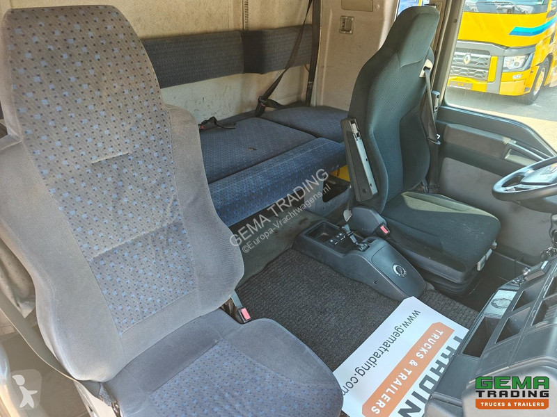 Camião MAN 12.240 4x2 Double Cab (6 pers) Euro...