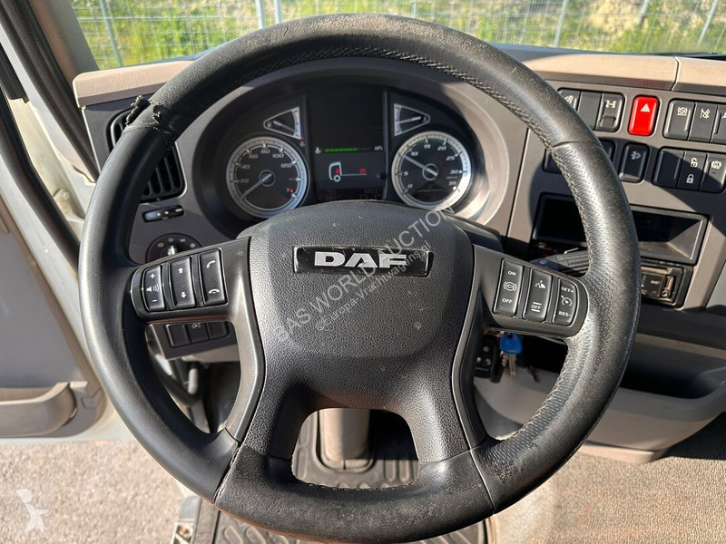Camion DAF 260