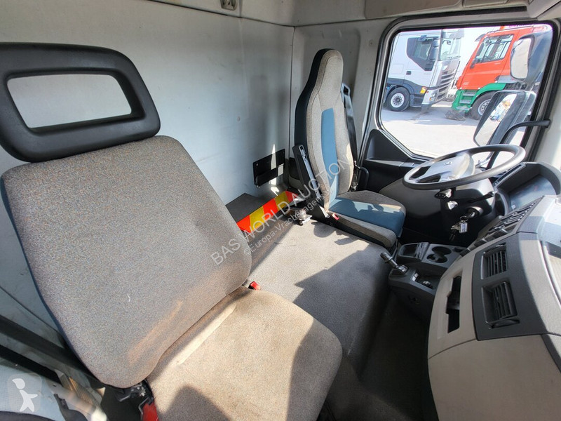 Camião Volvo 280
