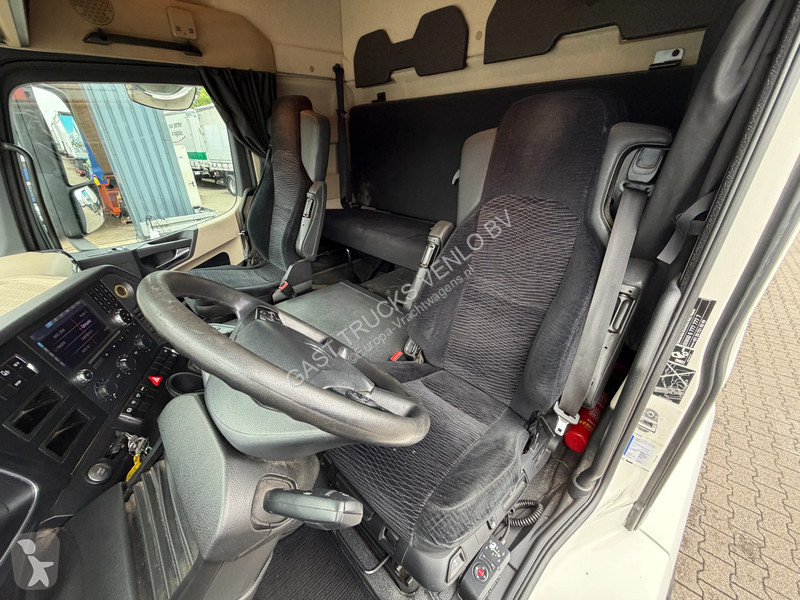 Camion Mercedes 1824 4x2 BDF Chassis Euro 6...