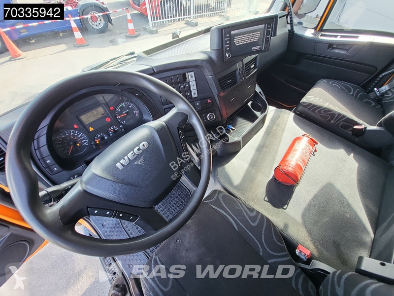 Iveco 410 8X4 Meiller tipper Steel suspension...