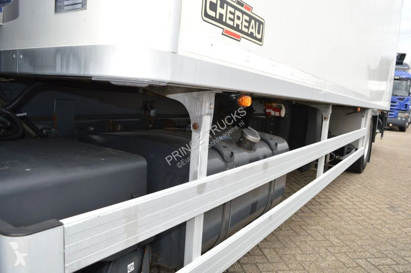 Camião Scania 320 * EURO5 * CHEREAU BOX *...