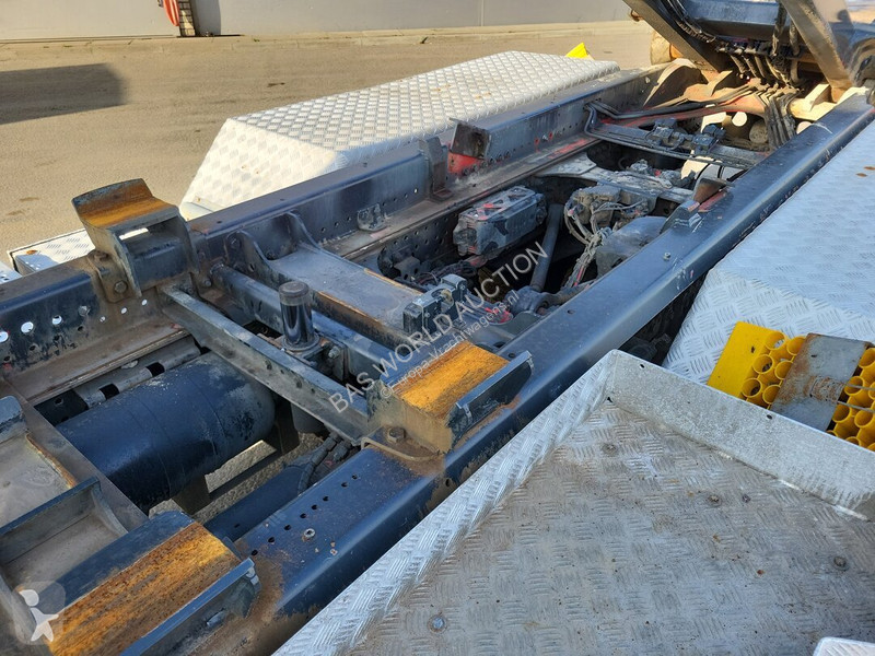 Lastbil Mercedes 3245