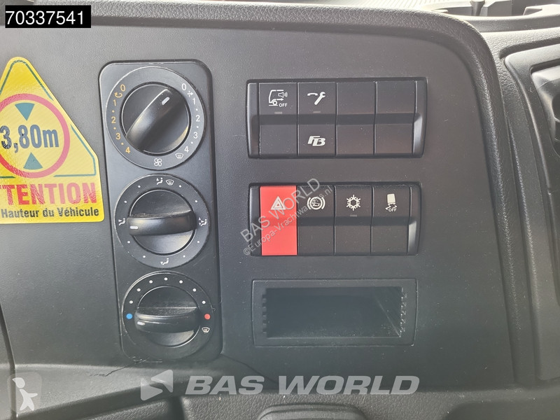 Lastbil Mercedes 1324 4X2 13t 6-Cylinder Engine...