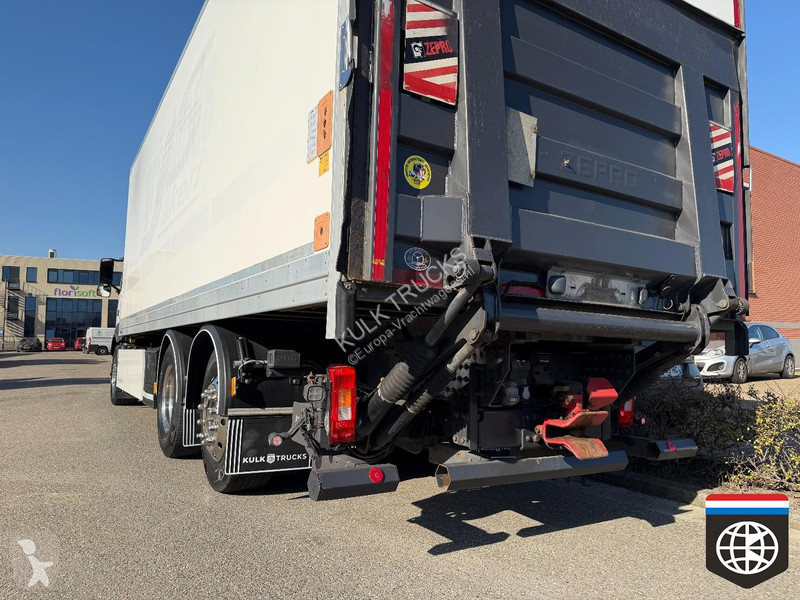 Vrachtwagen Volvo 460 Sleeping cab Storage box...