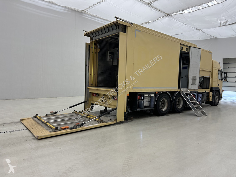 Kamion Volvo 340 - 6x4*