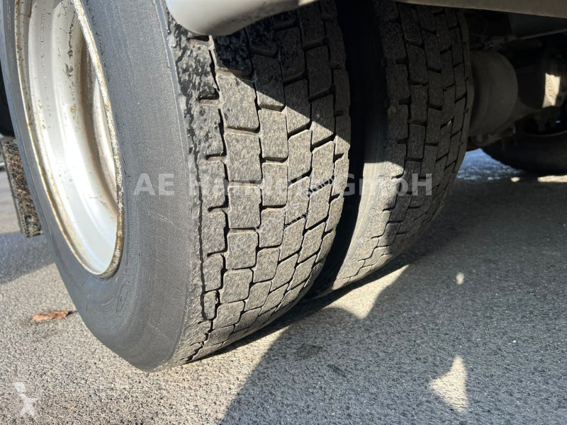 Teherautó Mercedes 1222 BL...