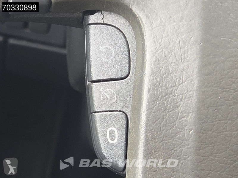 Volvo 320 4X2 20.5 Tonelades 1500kg plataforma...