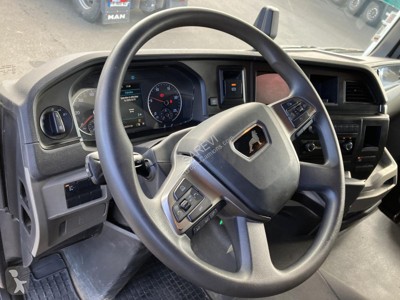 MAN 33.480 truck