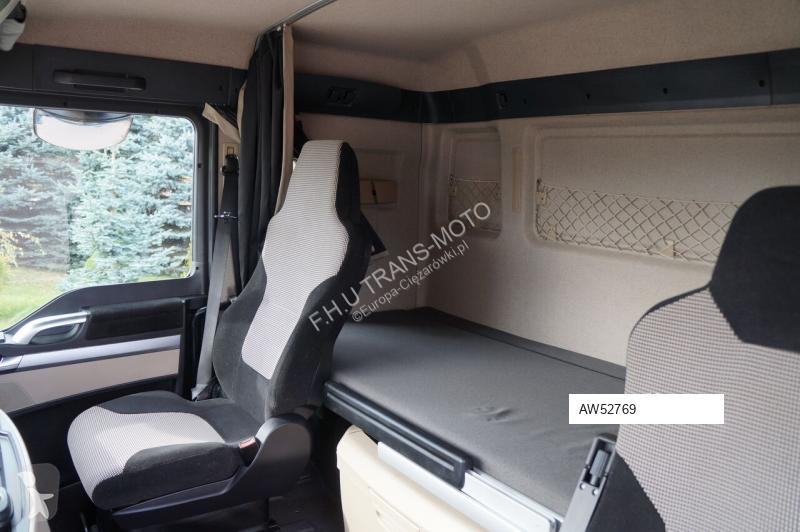 Teherautó MAN TGX TGS 26.460
