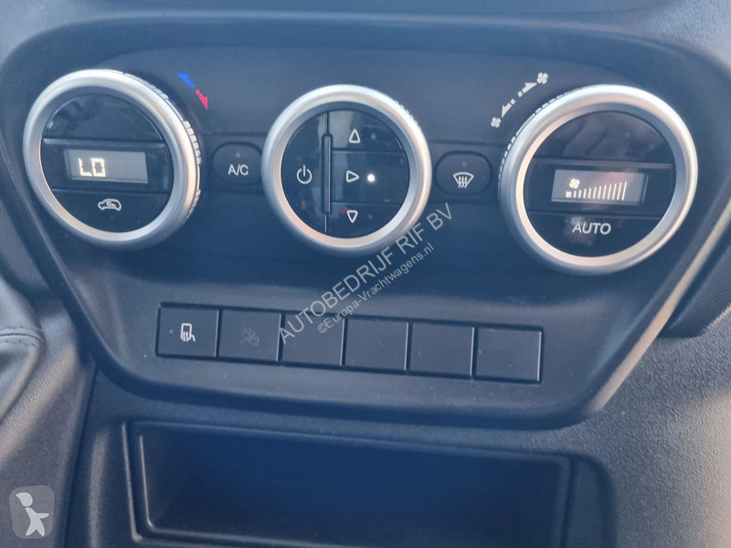 Kamion Iveco 35C16/ 3.0D/ Chassiscab/ WB 410/...