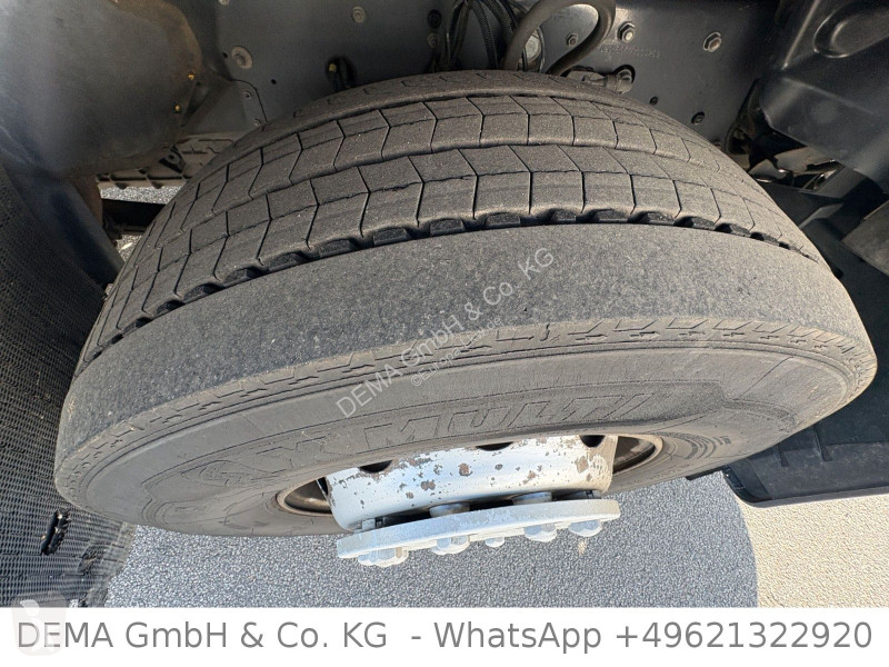 Kamion Renault 320.19 D-Wide...
