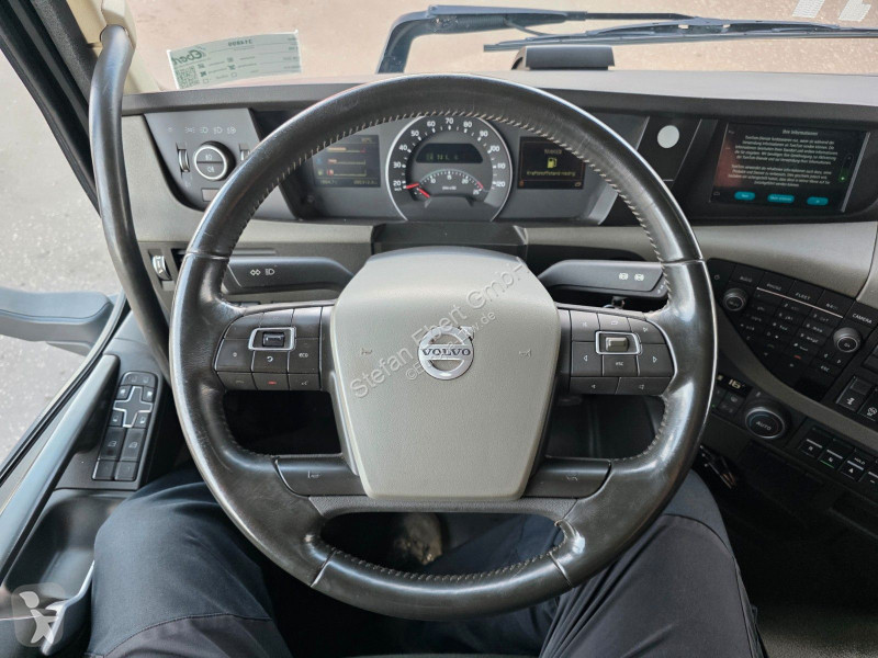 Lastbil Volvo 500 6x2 Heckkran MKG HLK 531 HP...