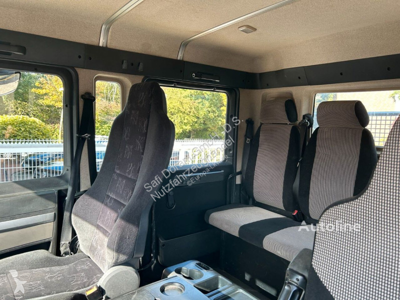 MAN 8.250 TGL truck
