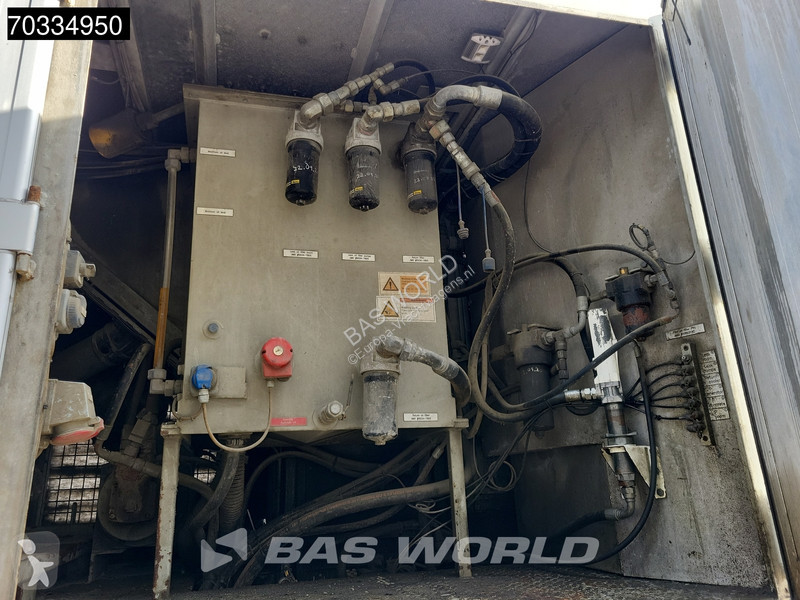 Бетоновоз Mercedes 3242 8X4 AMV 7450D Concrete...