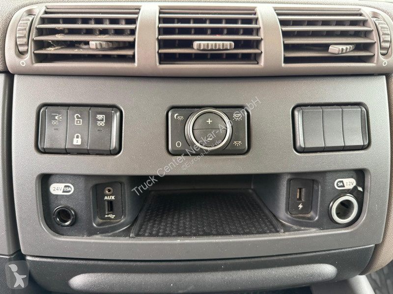 DAF CF 370 Tiefkühlkoffer ThermoKing T Retarder...