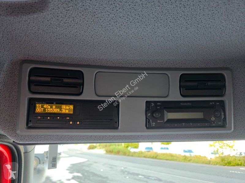 Mercedes 816 L Möbelkoffer Treppe truck