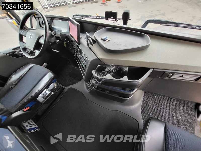 Kamion Volvo 460 6X2 LNG combi Sliding roof ACC...