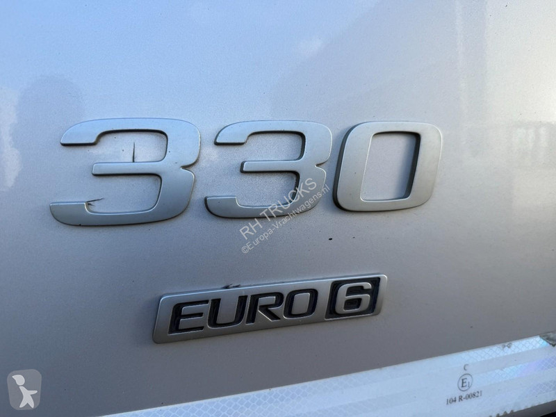 Kamion Volvo 330 6x2 EURO 6 - BOX 9,84m +...