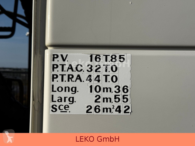 Teherautó Volvo 420 Liftachse