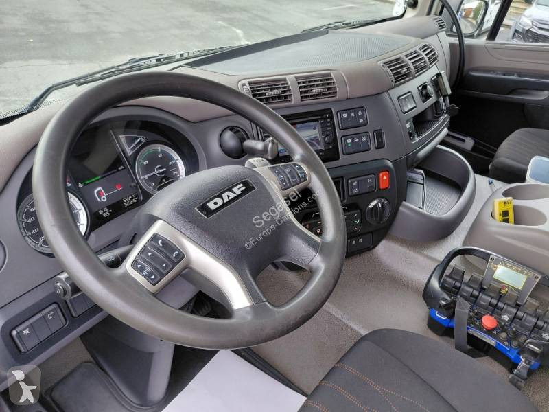 Превоз на строителна техника DAF 370
