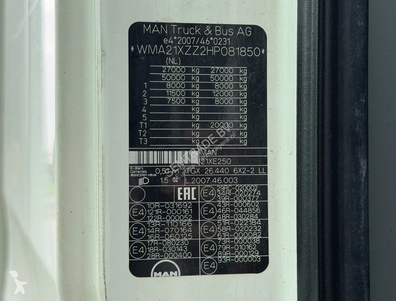 شاحنة MAN TGX EURO 6 ISOLATED BOX FRIGOBLOCK...