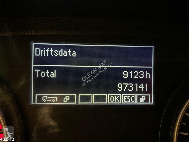 Camion MAN TGS 8x2 Euro 6 HMF 26 Tonmeter...