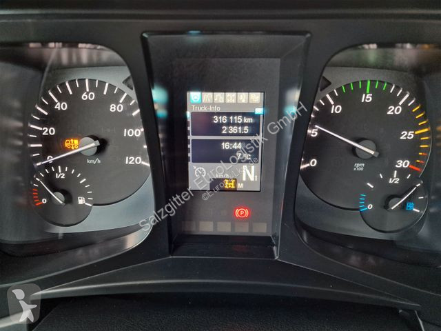 Kamion Mercedes 1832 / MKG Kran