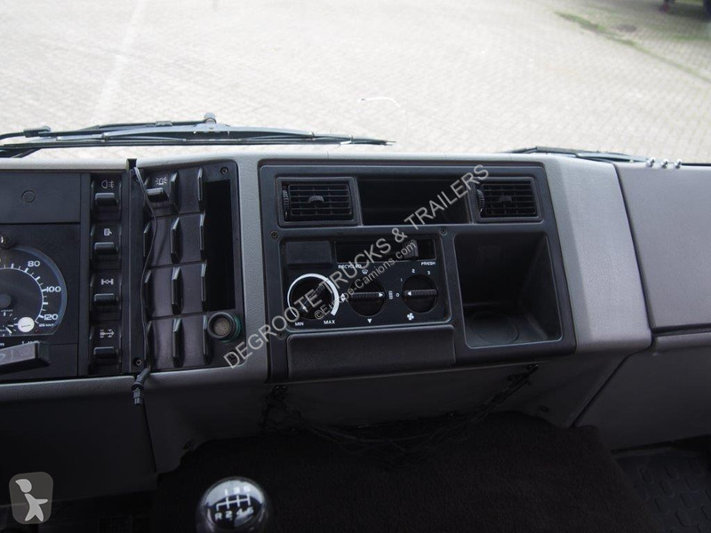 Kamion Volvo FL6180