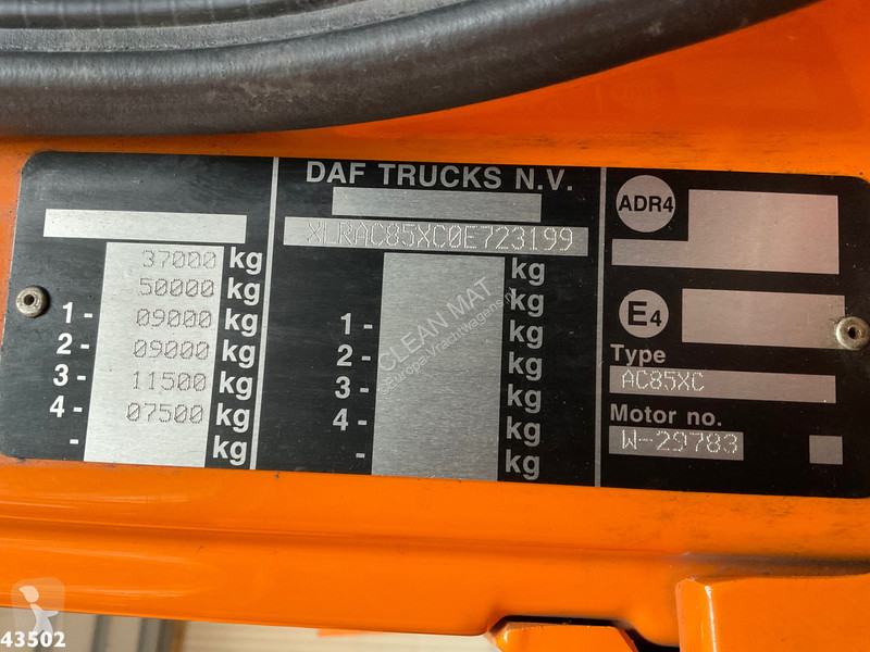 Vrachtwagen DAF FAX 85  340 Droge stoffen blaas...