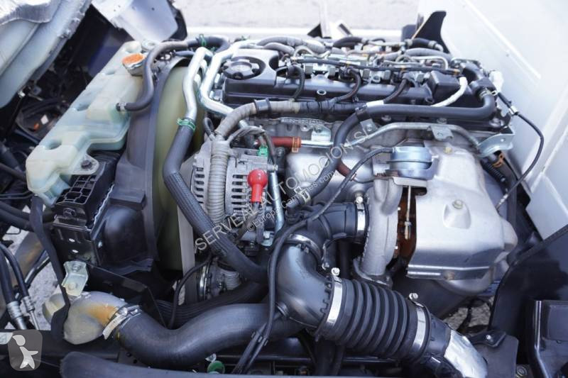 شاحنة Nissan
