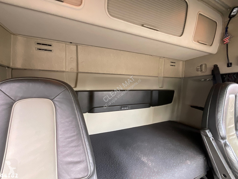 Camion Volvo 500 Euro 6 HMF 50 Tonmeter...