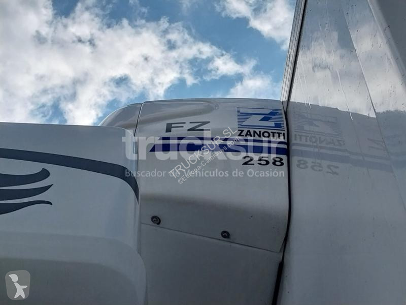 Kamion Iveco  EUROCARGO ML 180E32/FP