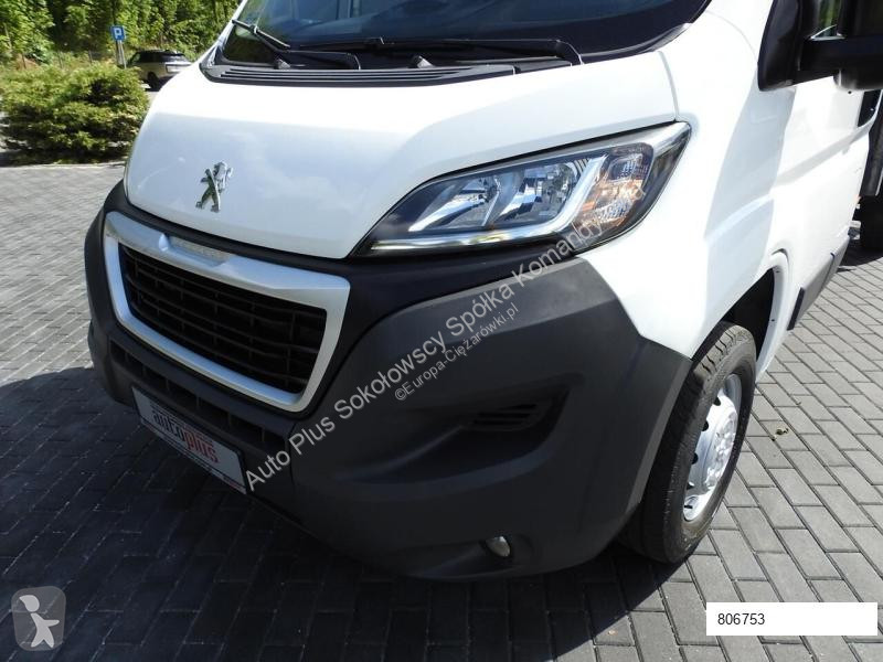 Véhicule utilitaire Peugeot BOXER WYWROTKA...