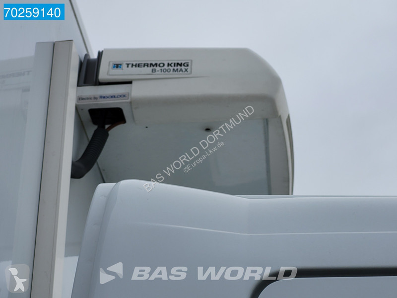 Camion Mercedes 816 4X2 7.49t Thermoking B-100...